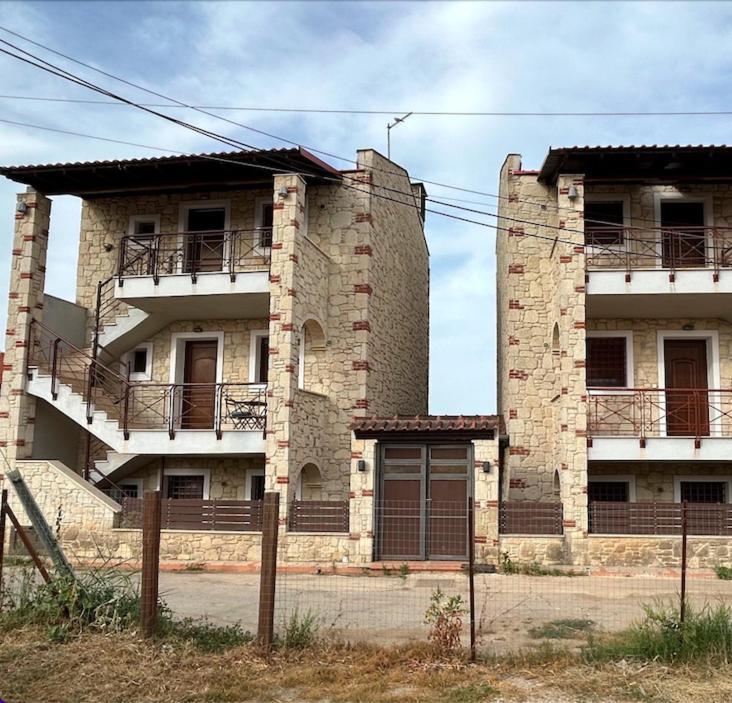 Stone House In Afytos Apartment Exterior foto