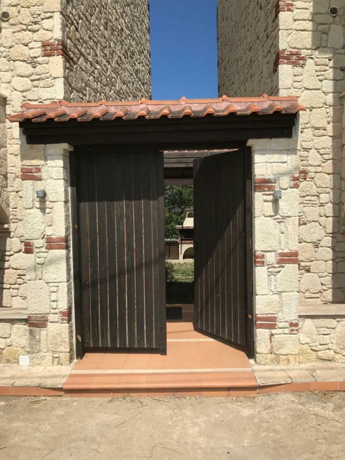 Stone House In Afytos Apartment Exterior foto